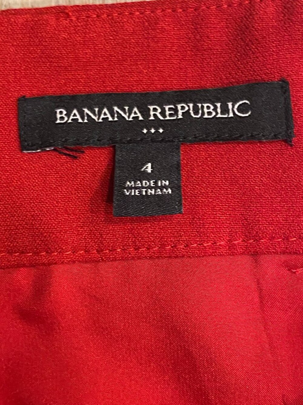 Banana Republic Red Belted Midi Pencil Skirt Size 4 Peekaboo Slit Office/Work - Picture 5 of 8